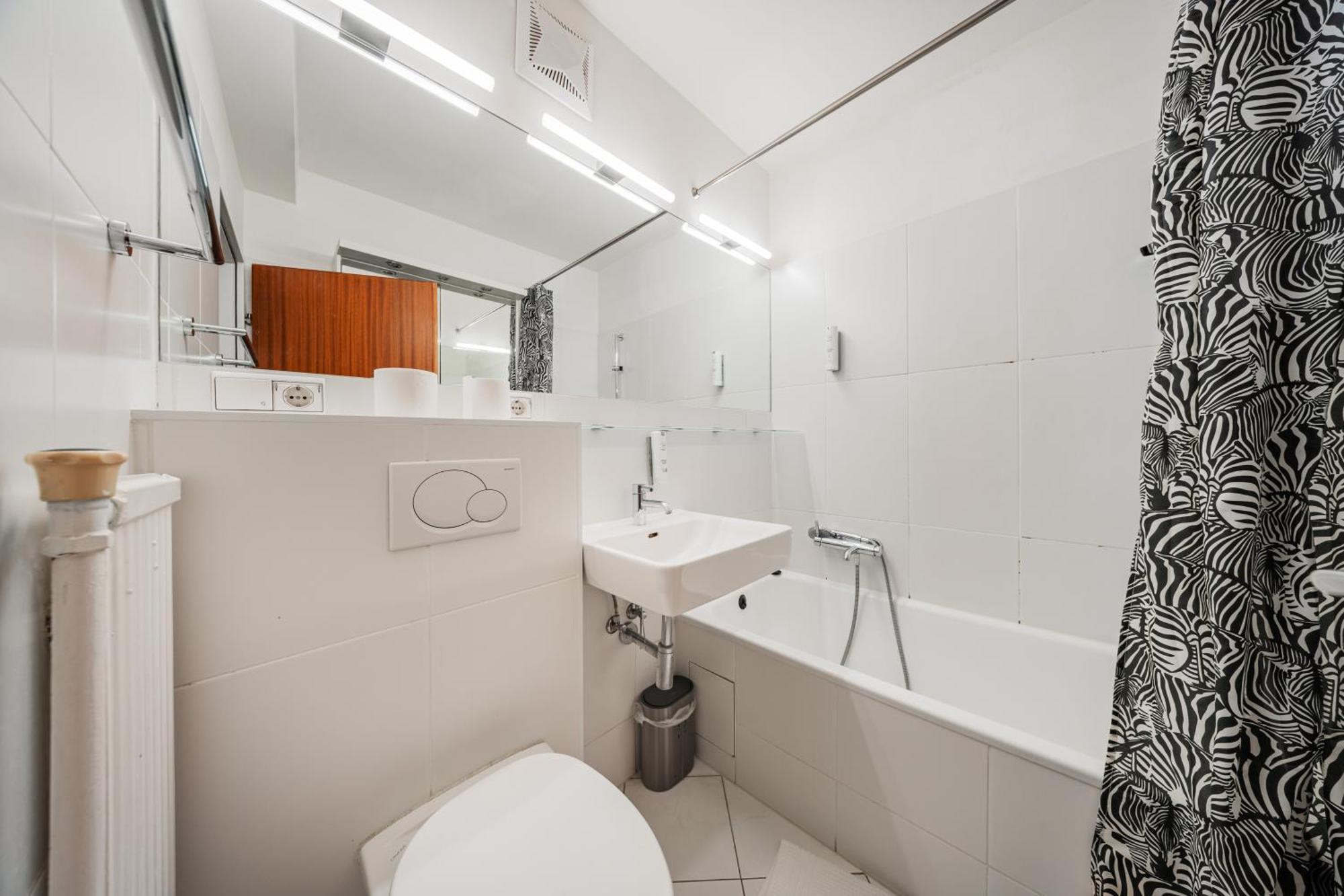 Apartament Studio Next To Karlskirche #17 Wiedeń Zewnętrze zdjęcie